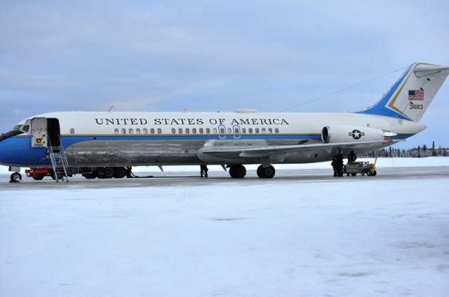 N31683 — - Refuel stop at Woodwards Aviation ramp