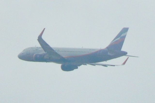 Airbus A320 (RA-73170)