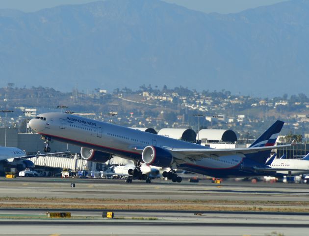 BOEING 777-300ER (VP-BGF)