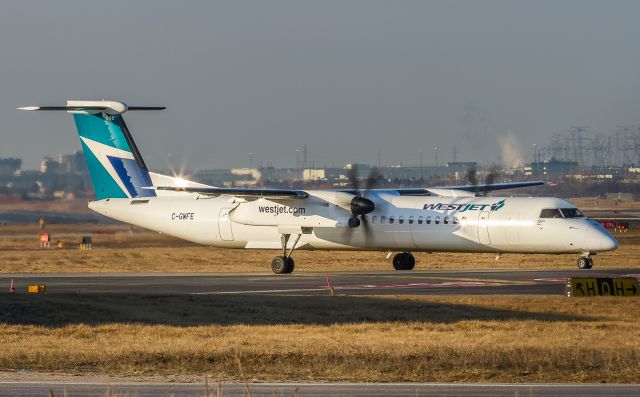 de Havilland Dash 8-400 (C-GWFE)