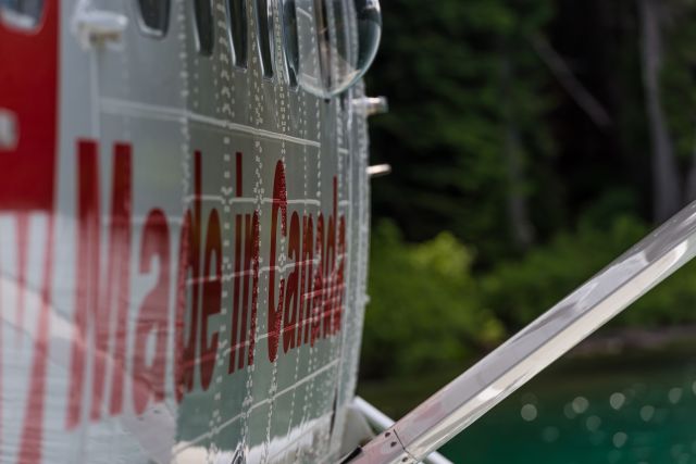 De Havilland Canada Twin Otter (C-FMJO)