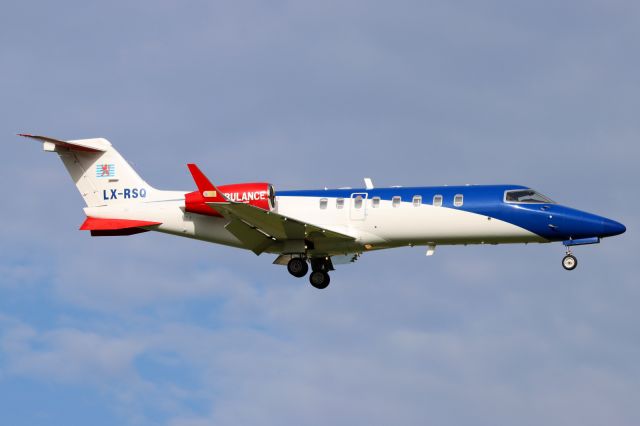 Learjet 45 (LX-RSQ)