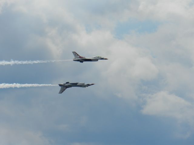 Lockheed F-16 Fighting Falcon (92-3896) - Wings over Vermont 2016