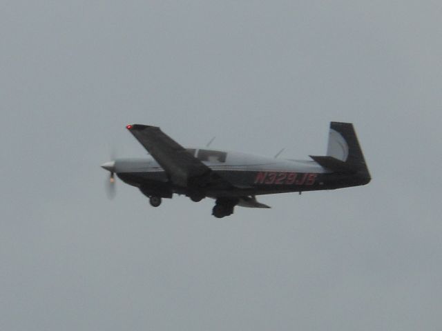 Mooney M-20 (N329JS)