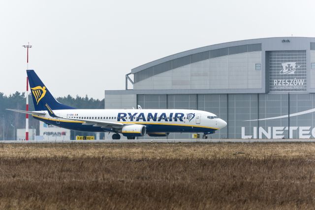 Boeing 737-800 (EI-EBA) - EPRZ