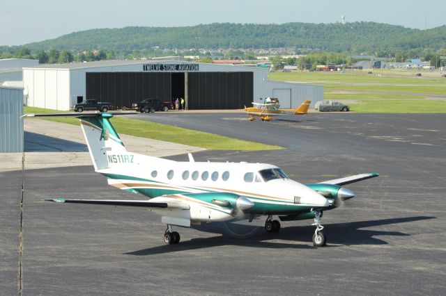 Beechcraft Super King Air 200 (N511RZ)