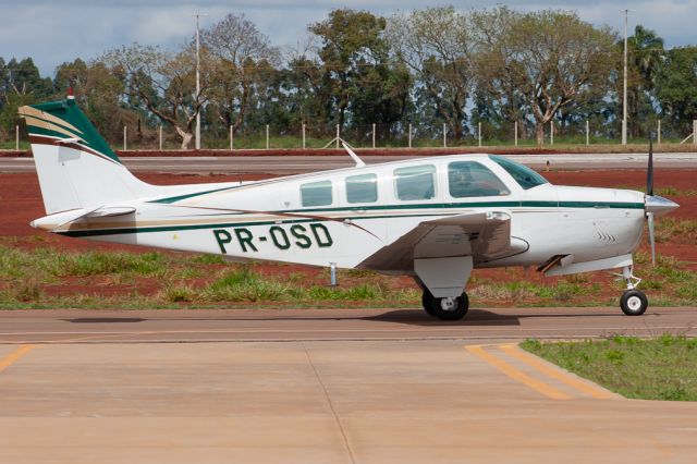Beechcraft Bonanza (36) (PR-OSD)