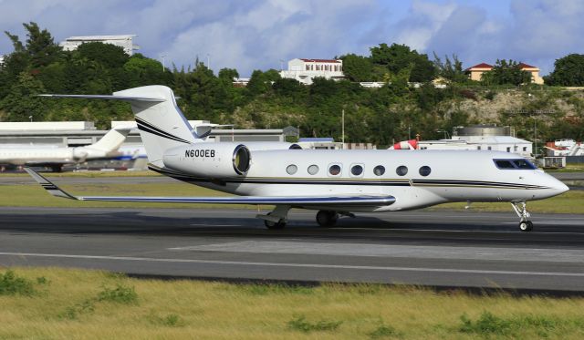 GULFSTREAM AEROSPACE G-7 Gulfstream G600 (N600EB)