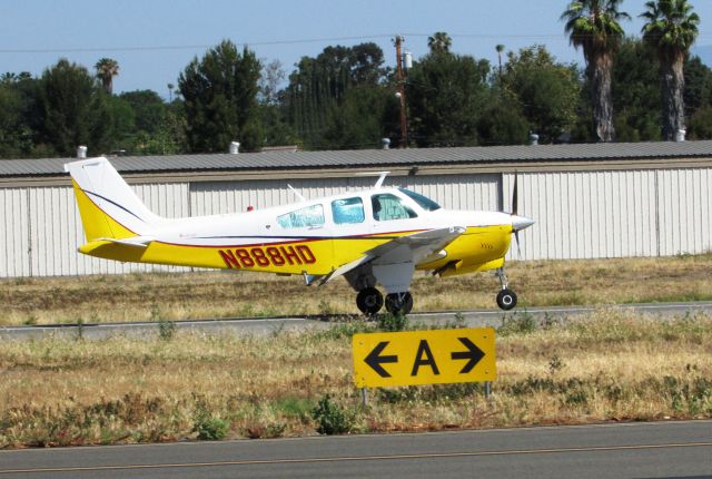 Beechcraft Bonanza (33) (N888HD) - Landing on RWY 6