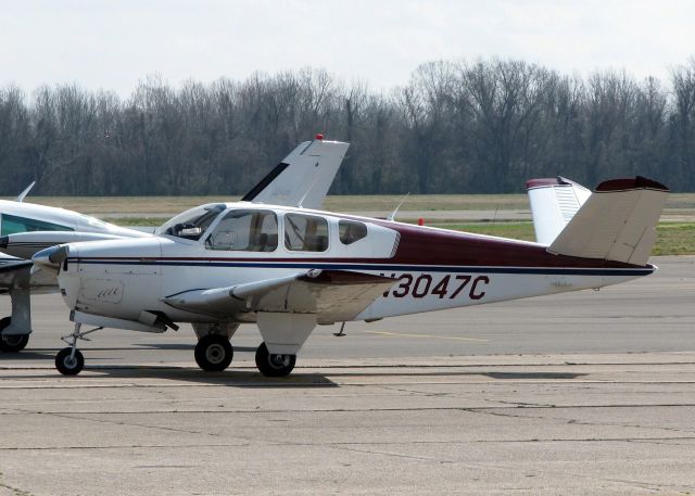 Beechcraft 35 Bonanza (N3047C) - 1958 Beech K35 at Shreveport's Downtown Airport.