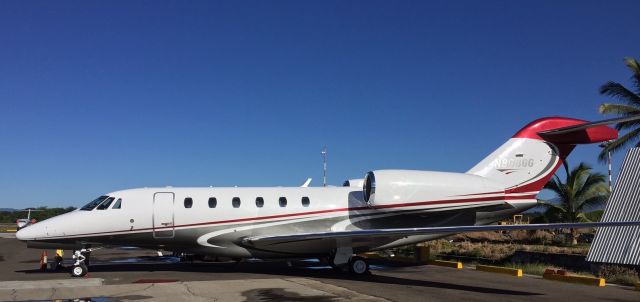 Cessna Citation X (N808GG)