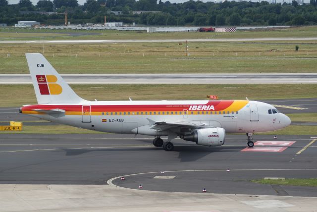 Airbus A319 (EC-KUB) - Iberia A319-111 cn3651