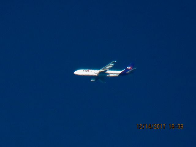 Airbus A300F4-600 (N671FE)