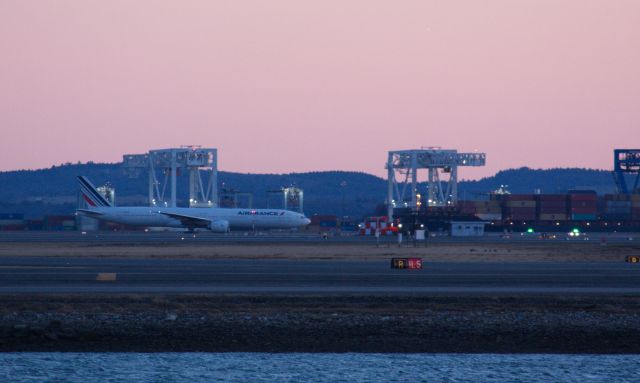 BOEING 777-300ER (F-GSQC) - This Air France B777-300 diverted to BOS on 2/18/21 due to mechanical issues, performs engine testing at dusk on 3/4/21. 