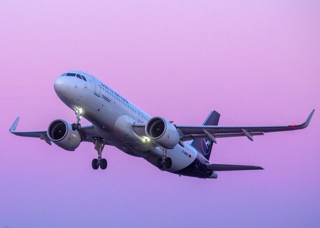 Airbus A320neo (D-AINN)