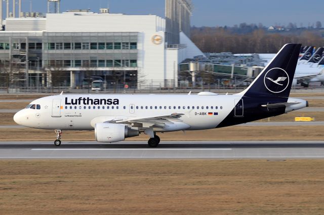 Airbus A319 (D-AIBK)