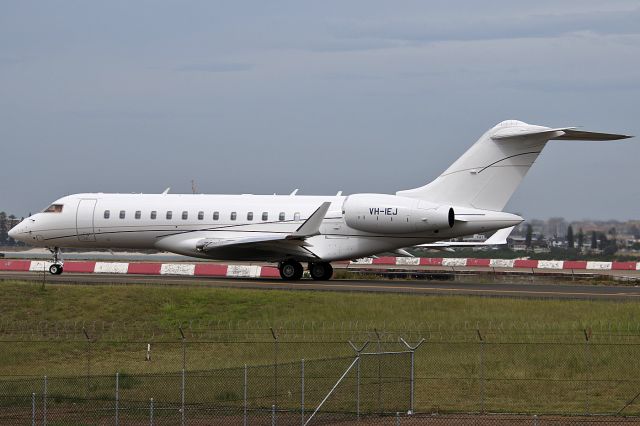 Bombardier Global Express (VH-IEJ) - on 2 December 2017