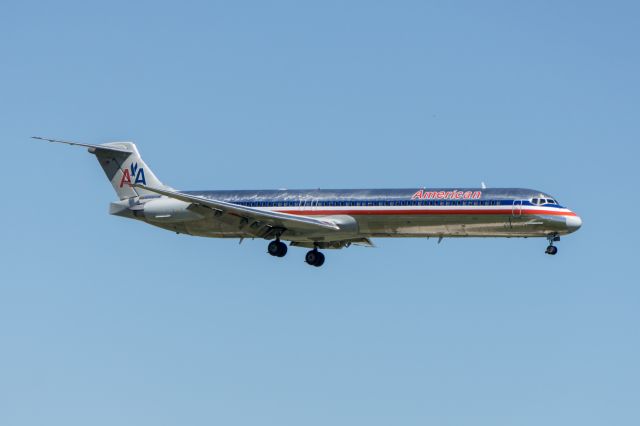 McDonnell Douglas MD-80 (N970TW)