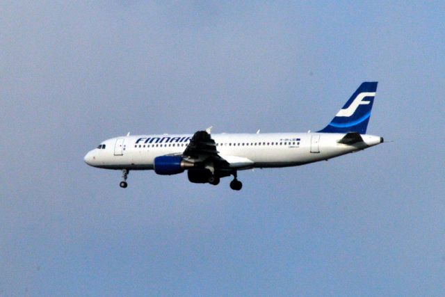 Airbus A320 (OH-LXG) - When Finnair was flying to Lisbon.... 2009