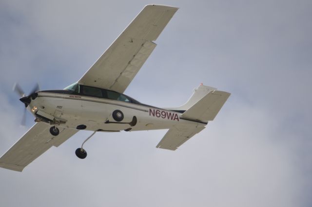 Cessna Centurion (N69WA)