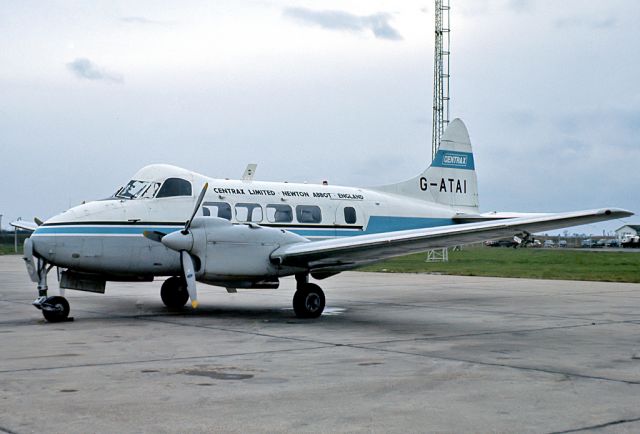 — — - CENTRAX - DE HAVILLAND DH-104 DOVE 8 - REG G-ATAI (CN 04538) - HEATHROW LONDON UK. ENGLAND - EGGL (11/6/1967)