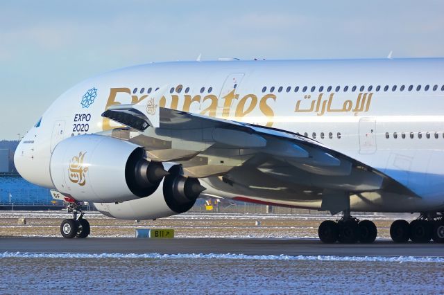 Airbus A380-800 —