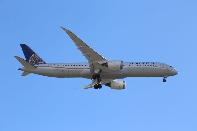 Boeing 787-9 Dreamliner (N27959)