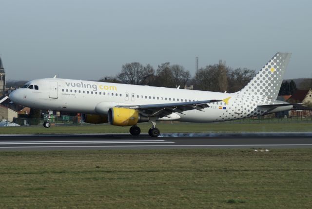 Airbus A320 (EC-KLB)