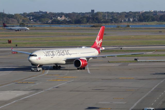 Airbus A330-900 (G-VJAZ)