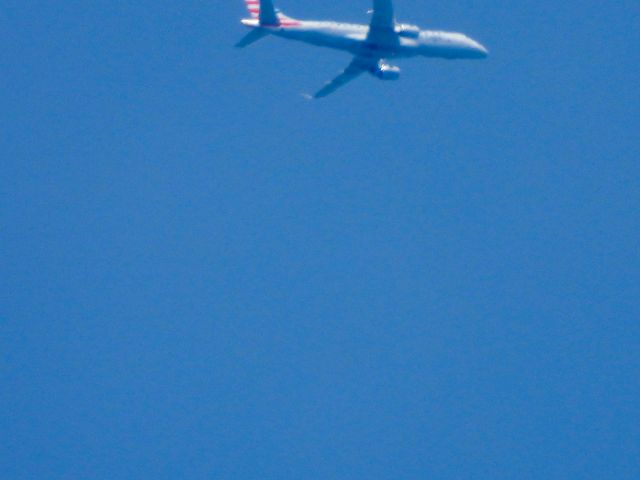 Embraer 175 (N228NN) - ENY4221br /STL-AUSbr /06/10/22
