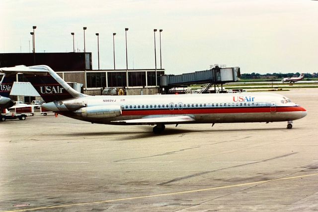 Douglas DC-9-10 (N983VJ)