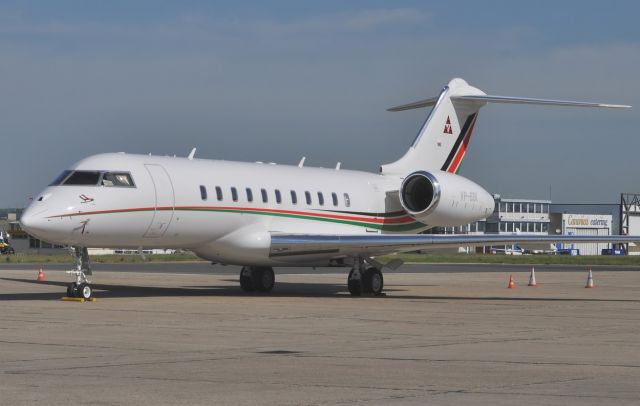 Bombardier Global Express (VP-BSK) - GLOBAL 5000