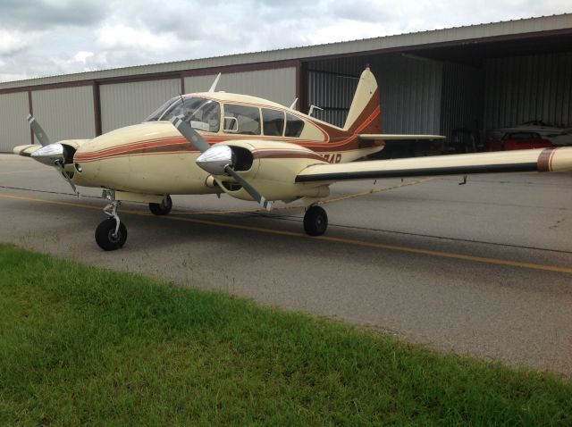 Piper Apache (N4374P) - Piper PA-23/G Apache