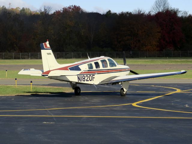 Beechcraft Bonanza (36) (N1820F) - 26 OCTOBER 2015