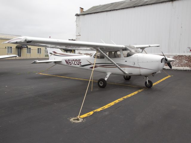 Cessna Skyhawk (N612DF) - Training fleet at Arrow Aviation (203) 744-5010br /Garmin 1000.