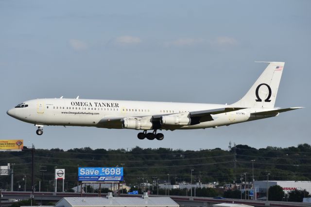 Boeing 707-300 (N707MQ) - Luck was on my side as the clouds opened and gave me about a minute of sunlight as this bird arrived! No complaints here!