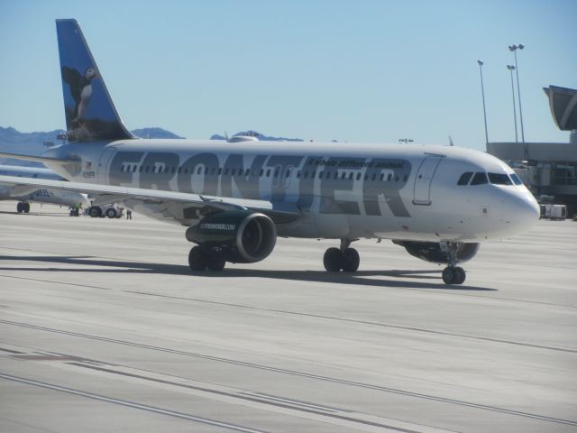 Airbus A320 (N218FR)