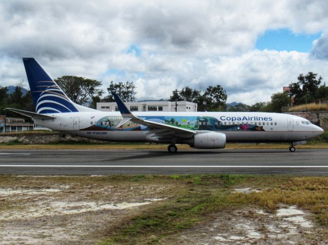 Boeing 737-800 (HP-1730CMP)