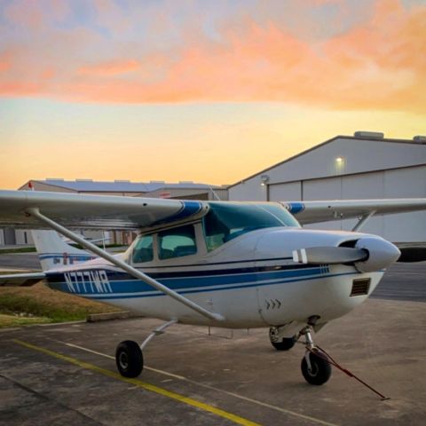 Cessna Skylane (N777WR)