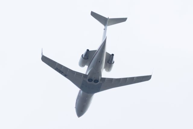 Canadair Challenger (M-ABGG) - RZE/EPRZ Poland-spotting