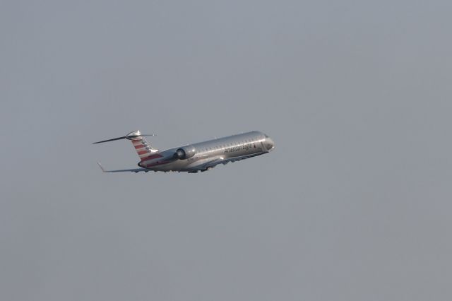 Canadair Regional Jet CRJ-200 (N519AE)