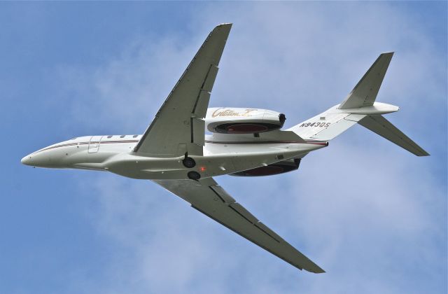 Cessna Citation X (N943QS) - Departing to KSJC.