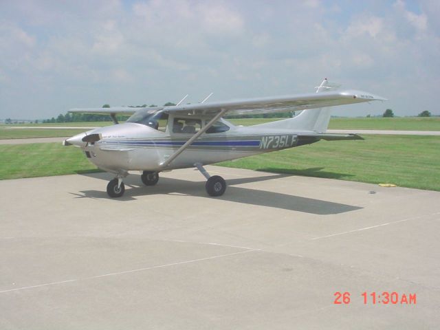 Cessna Skylane (N735LF) - Parked on ramp 6/26/09