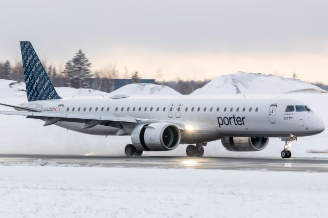 EMBRAER ERJ-190-400 (C-GZQG)