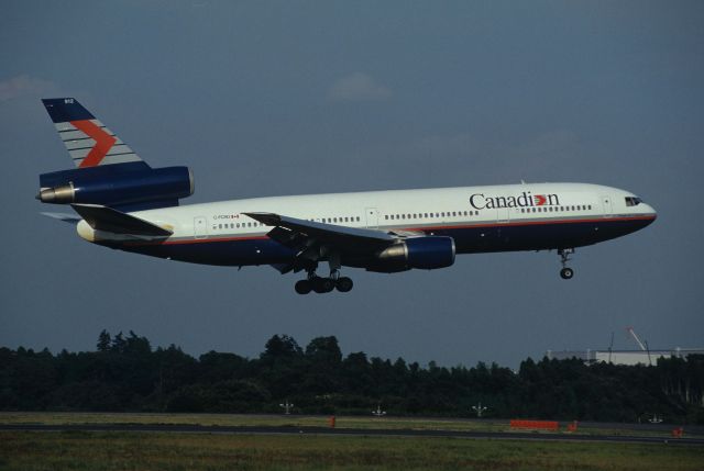 McDonnell Douglas DC-10 (C-FCRD) - Short Final at Narita Intl Airport Rwy16R on 1995/09/08