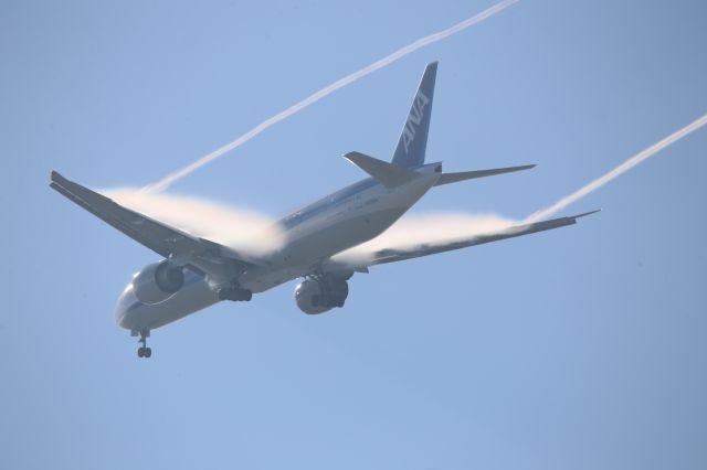 BOEING 777-300ER (JA793A)