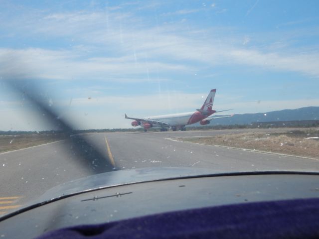 Airbus A340-300 (YV-3292) - Aeropuerto Internacional General José Antonio Anzoátegui