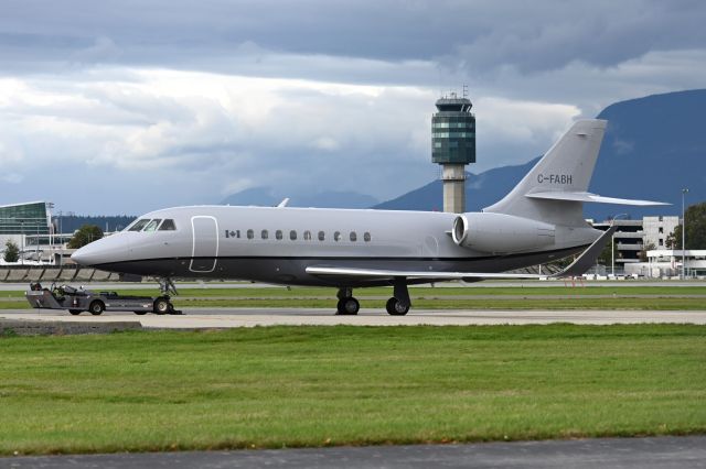 Dassault Falcon 2000 (C-FABH)