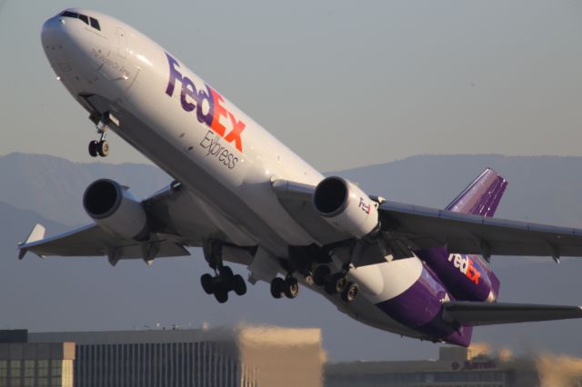 Boeing MD-11 —