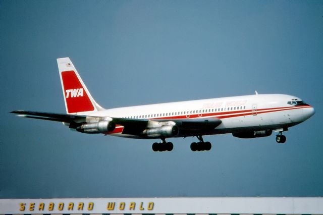 Boeing 707-100 (N6764T)